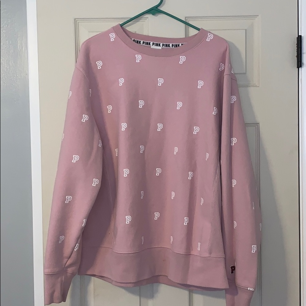 Pink crew neck sweatshirt